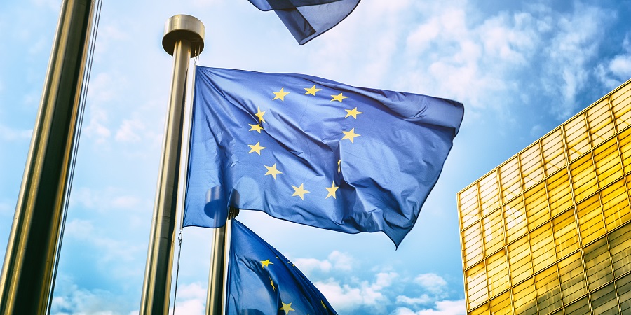 ЕС утвердил 20-й пакет санкций: ограничения для ТЭКа, СПГ и металлургии при сохранении гибкости по нефти