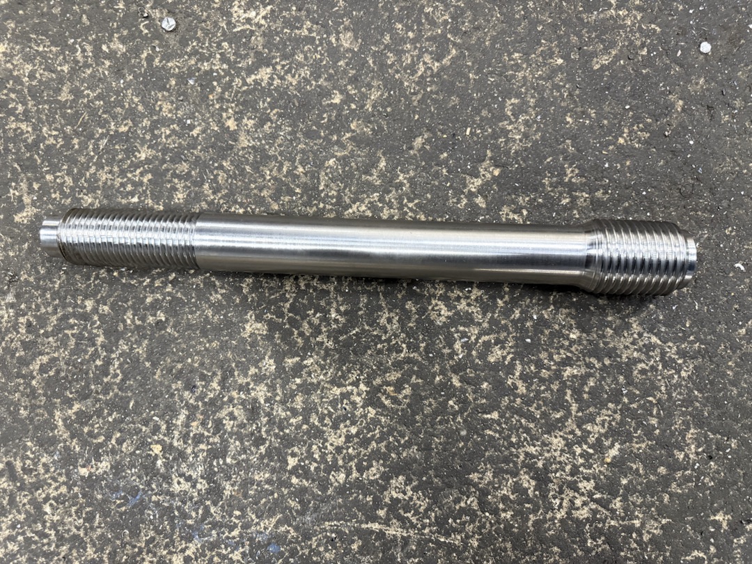 Новая шпилька М42х450