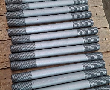 Изготовили шпильки М36×400 по индивидуальным чертежам заказчика с покрытием цинк-ламель